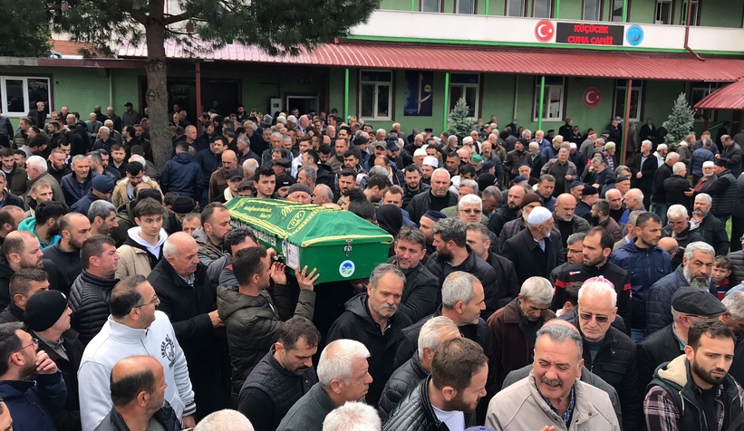 Kazada ölen 2 kişi toprağa verildi