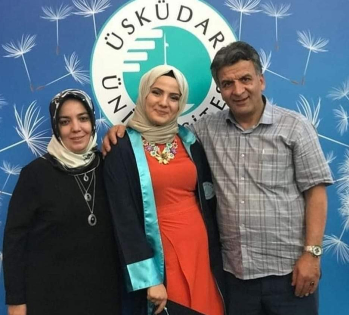 Kazada ölen anne, baba ve kızları toprağa verildi