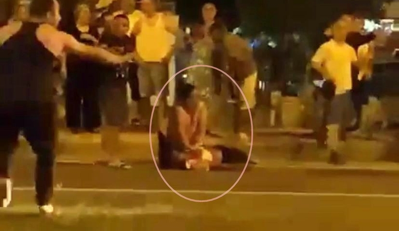 Kazada ölen çocuğa kalp masajı yapılan anlar kamerada