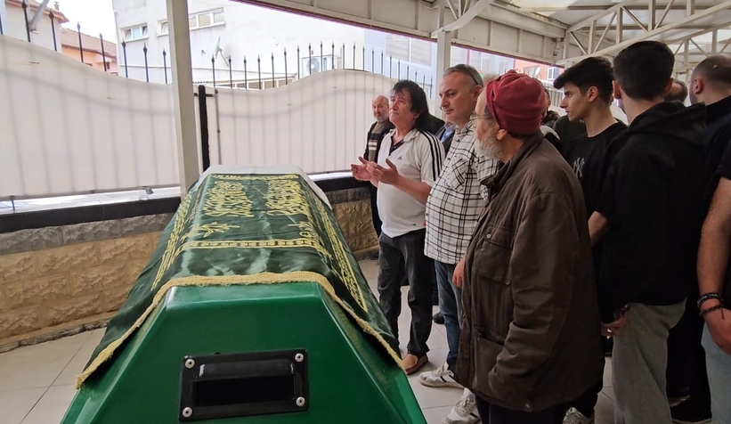 Kazada ölen genç toprağa verildi