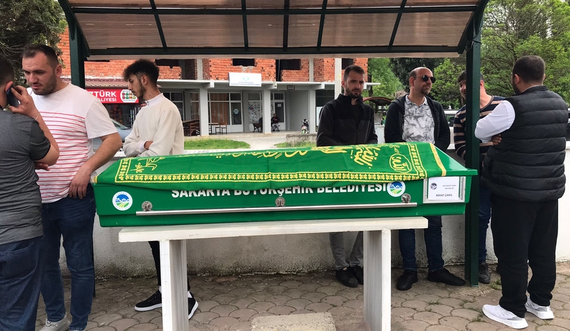 Kazada ölen Nihat Çakıl toprağa verildi  
