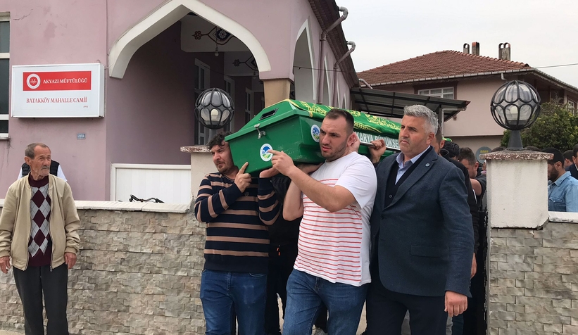 Kazada ölen Nihat Çakıl toprağa verildi  