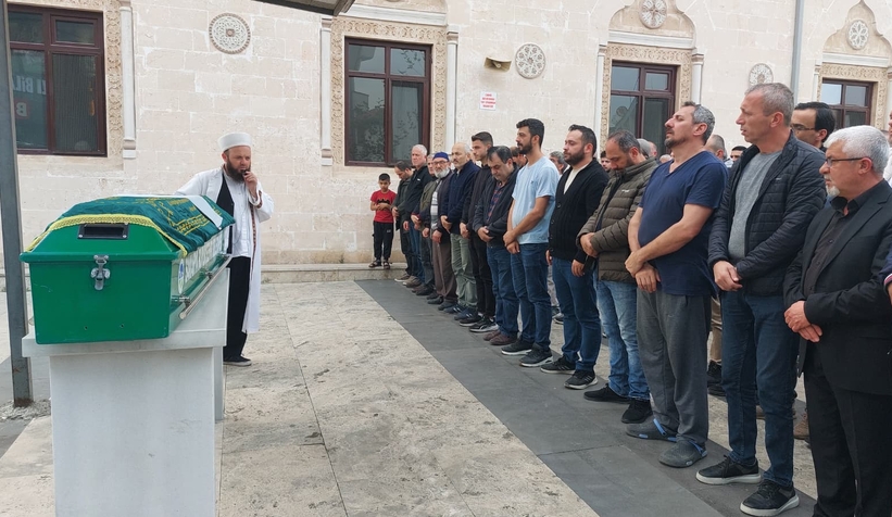 kazada-olen-surucu-topraga-verildiuvvkvge1dw