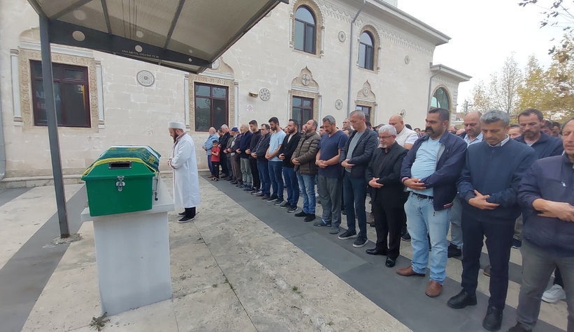 kazada-olen-surucu-topraga-verildiuvvkvge1dw