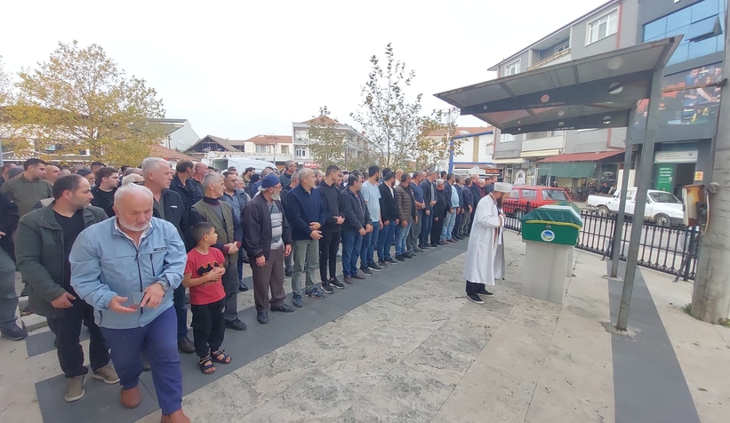 kazada-olen-surucu-topraga-verildiuvvkvge1dw