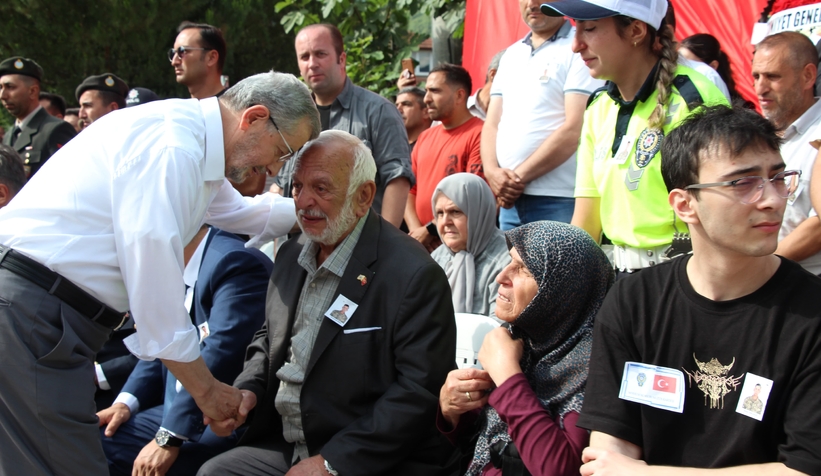 kazada-sehit-olan-polis-ismail-safa-gulel-topraga-verildiatnhuuhhqn