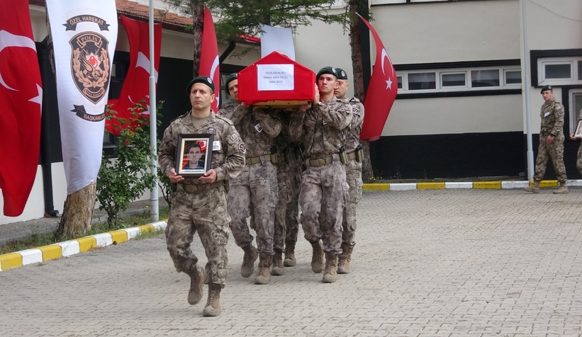 kazada-sehit-olan-polisin-cenazesi-akyazi-ya-gonderildinw5zwlnuc3