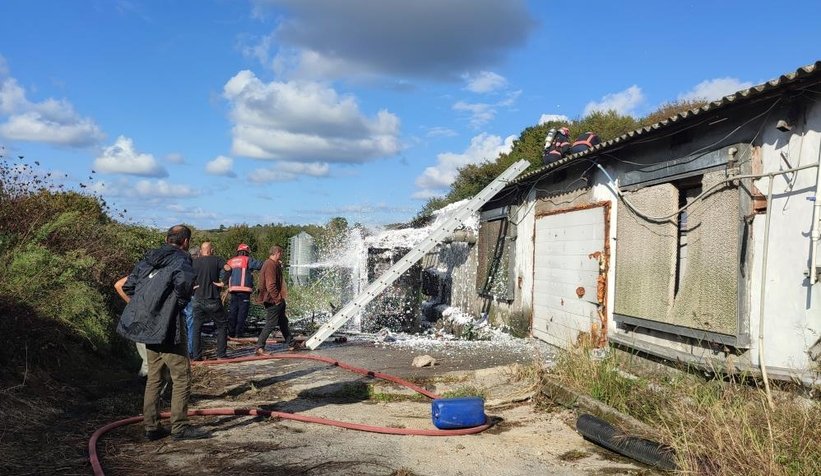 Kazan patladı, binlerce tavuk son anda kurtarıldı