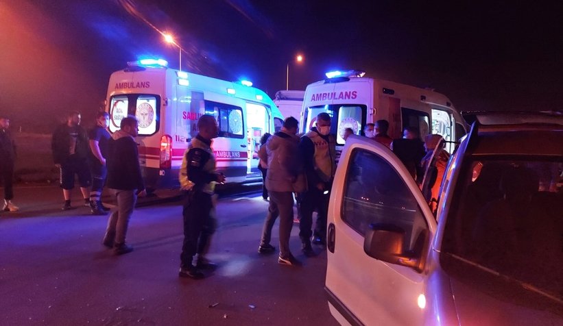 Kazancı kavşağında feci kaza: 1'i çocuk 5 yaralı