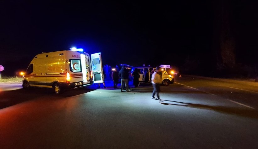 Kazancı kavşağında feci kaza: 1'i çocuk 5 yaralı