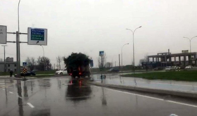 Kazaya davetiye çıkarttı