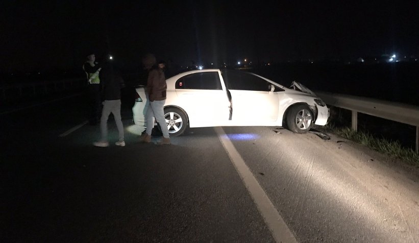 Kazaya neden olan sürücü kaçtı