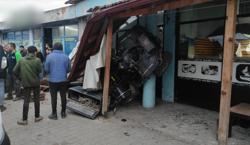 Kendiliğinden hareket edip çay ocağına daldı