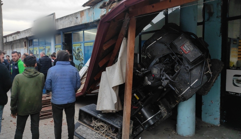 Kendiliğinden hareket edip çay ocağına daldı