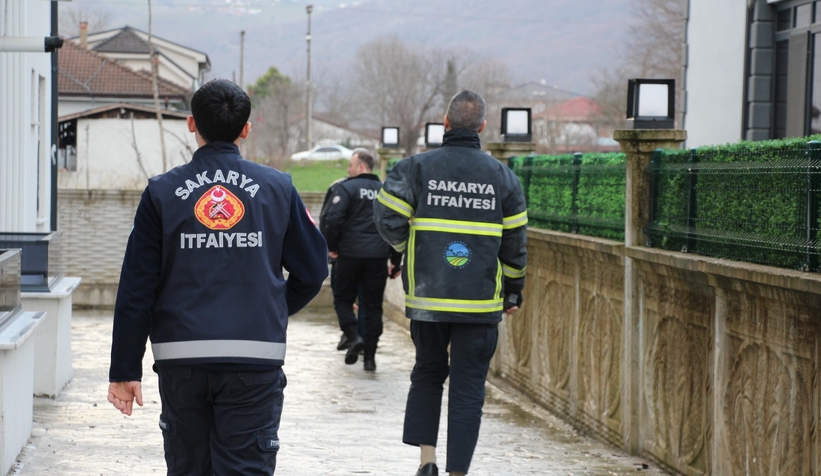 kendine-zarar-veren-kadin-ekipleri-alarma-gecirdirufzdwrymv