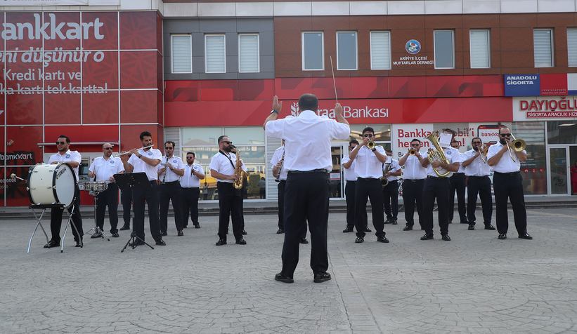 Kent Orkestrası’nın konseri Arifiye ile devam etti