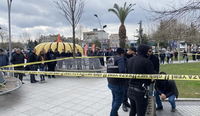 Kentin göbeğinde tartıştığı kişiyi vurdu