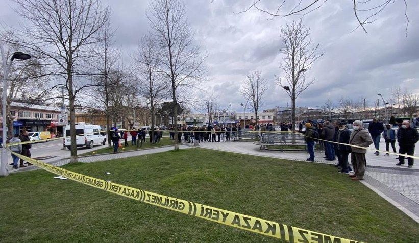 Kentin göbeğinde tartıştığı kişiyi vurdu