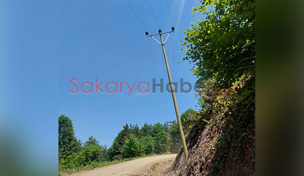 keremali-de-kopan-elektrik-telleri-tehlike-saciyoryxlptnjosh