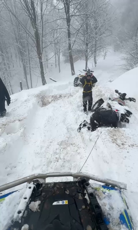 keremali-yaylasi-nda-karda-atv-kullandilarvwjgewfvtg