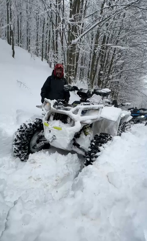 keremali-yaylasi-nda-karda-atv-kullandilarvwjgewfvtg