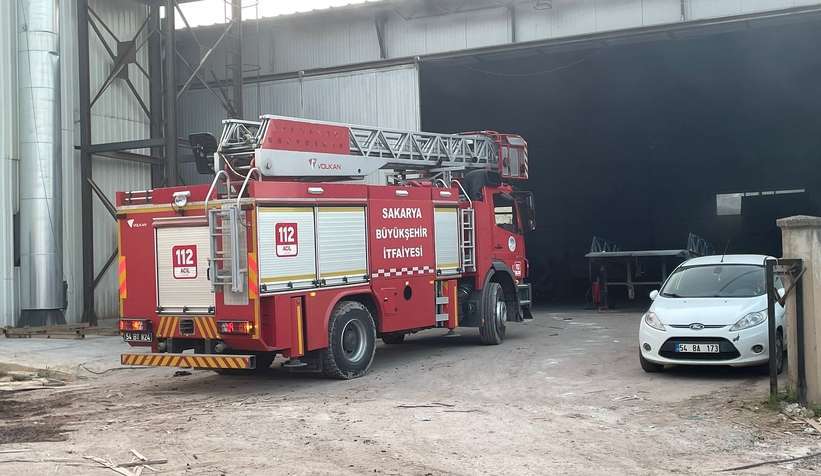 Kereste fabrikasında korkutan yangın
