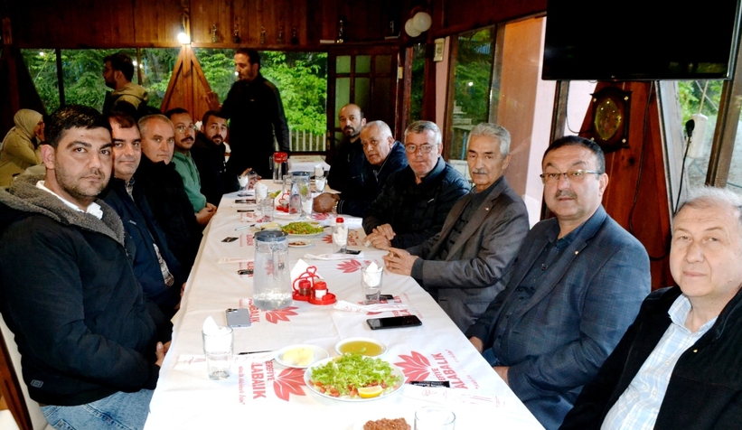 kiizlay-akyazi-sakarya-ili-koordinasyon-toplantisina-ev-sahipligi-yaptimtbfn09zvx