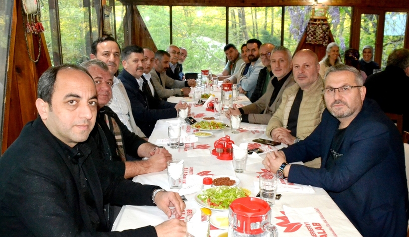kiizlay-akyazi-sakarya-ili-koordinasyon-toplantisina-ev-sahipligi-yaptimtbfn09zvx