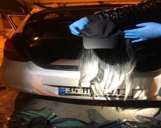 Kılıktan kılığa giriyorlardı, Yakalandılar