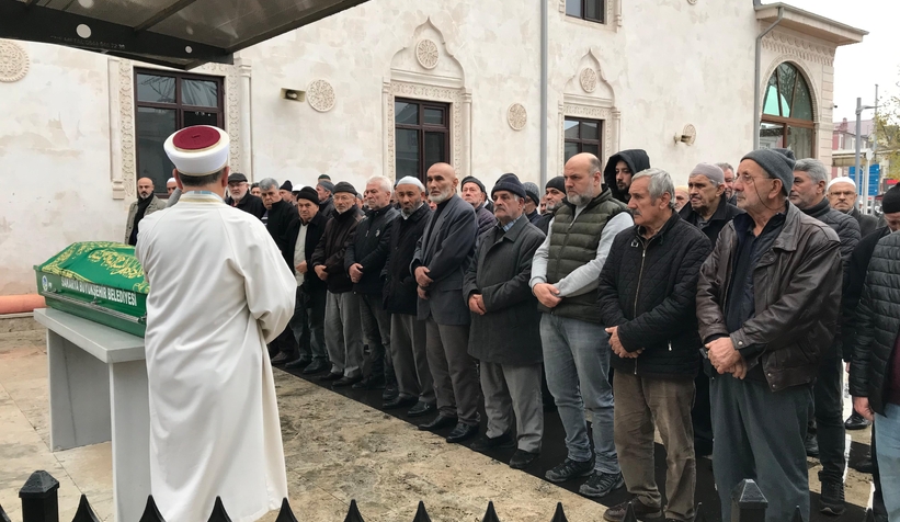 kimsesizler-mezarligina-defnedilmesi-son-anda-onlendizxnpuut3r1