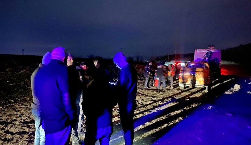 Kiralık verdiği aracı uçuruma yuvarlandı