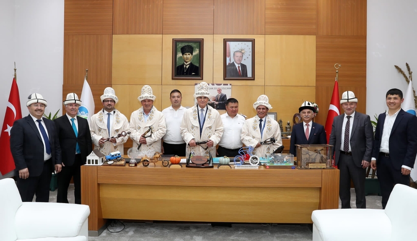 Kırgız yatırımcılar Büyükşehirin projelerine hayran kaldı