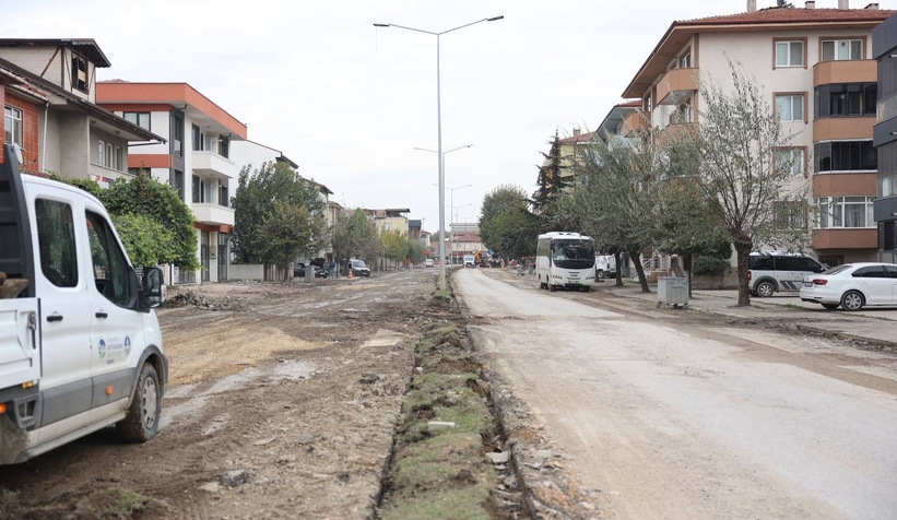 Kirişhane ve Cumhuriyet Caddelerinde asfalt hazırlığı başladı