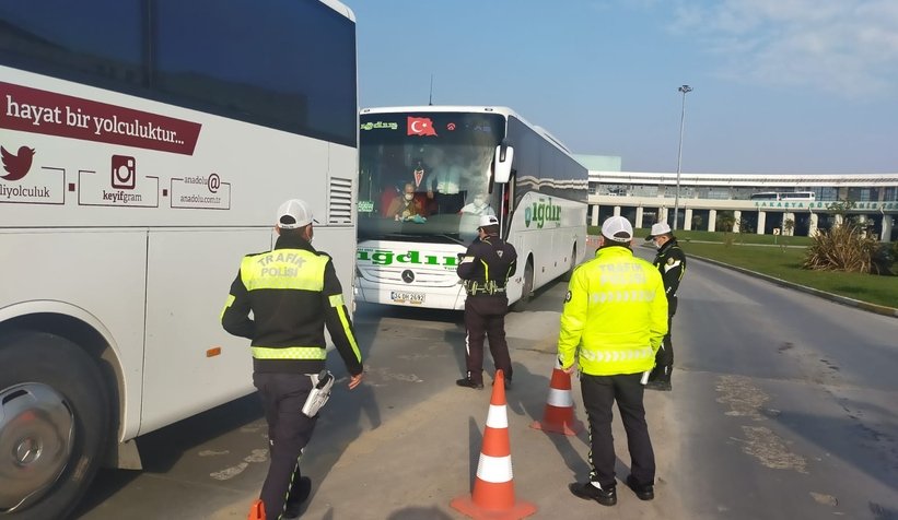 Kış lastiği denetimi yaptılar