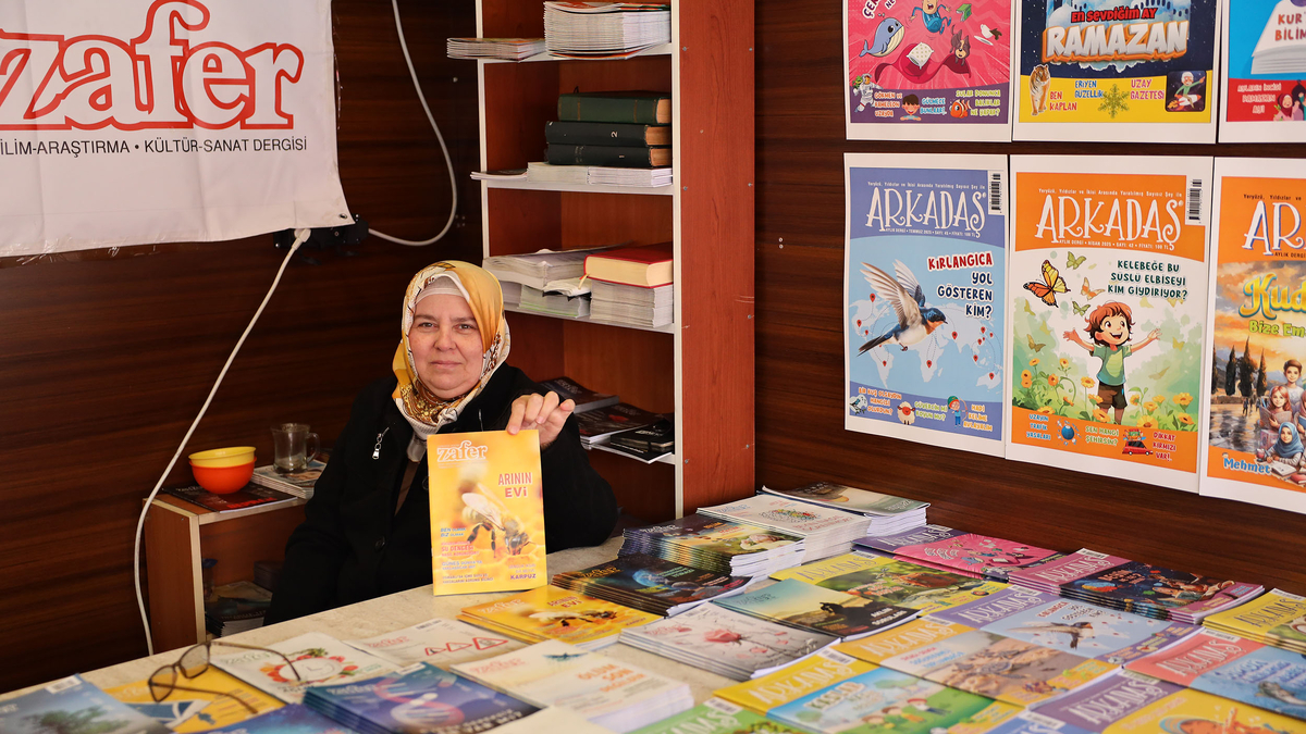 Kitap Sokağı kitapseverlerin buluşma noktası oldu