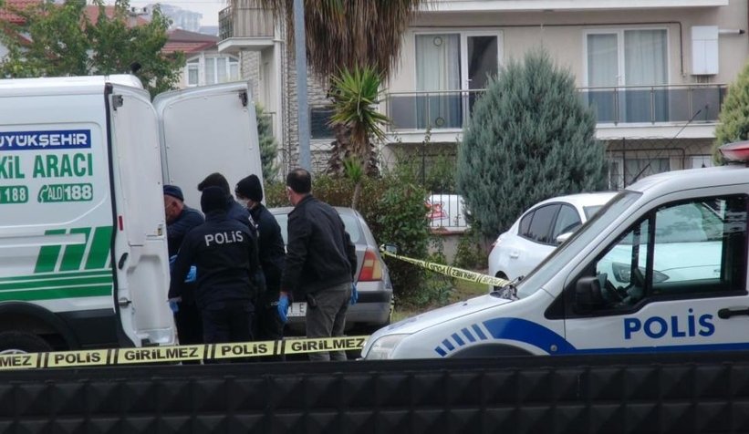 Kız arkadaşını öldürüp cesedini taksiyle emniyete götürdü