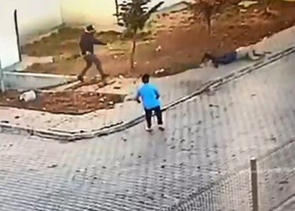 Kız kardeşini almaya gitti katil oldu