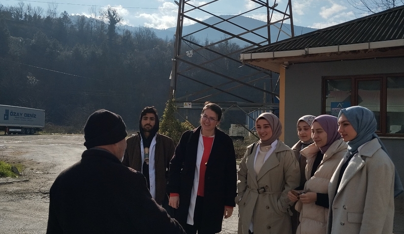 Kızılay ve Fakülteden Dokurcunda sağlık taraması