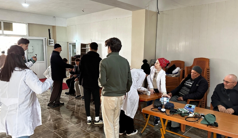 Kızılay ve Fakülteden Dokurcunda sağlık taraması