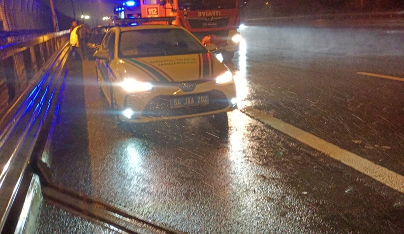 KMO Akyazı geçişinde kaza