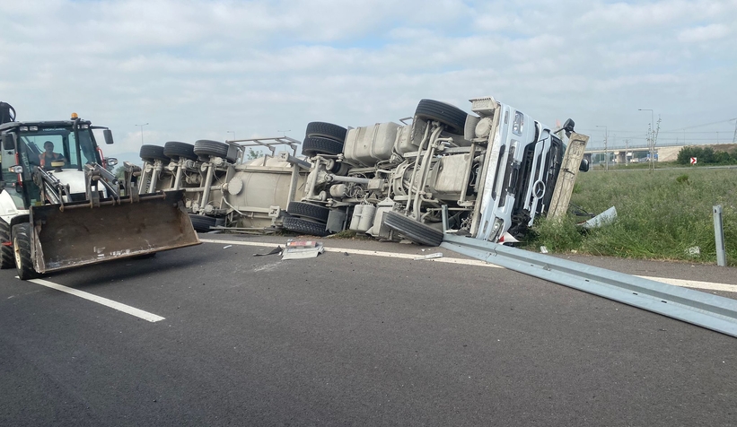 KMO Karaman çıkışında kaza