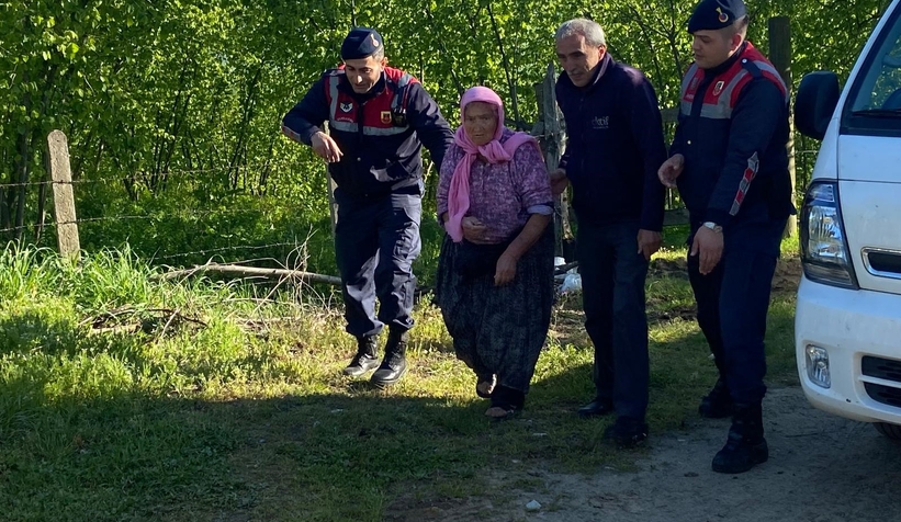 kocaali-de-kaybolan-yasli-kadin-bulundud0jgsljddu