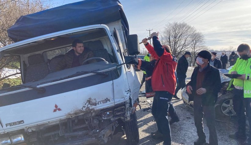 Kocaali'de kaza, yaralıları bırakıp kaçtı