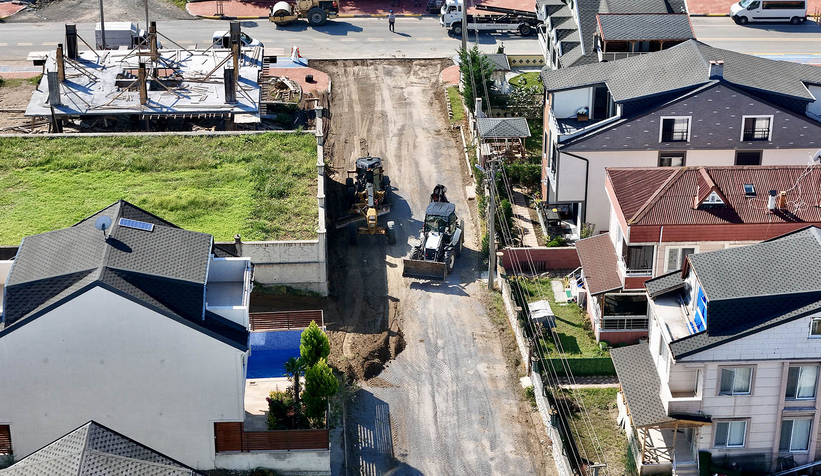 Kocaali'nin iki önemli caddesi asfaltlanıyor