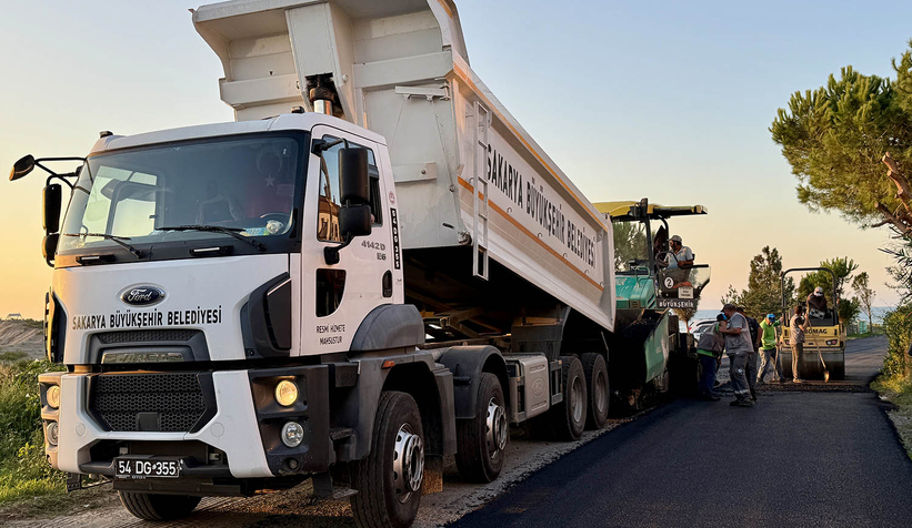 Kocaali'nin iki önemli caddesi asfaltlanıyor