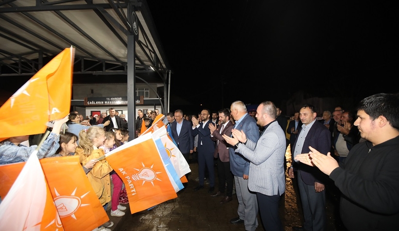 Kocacık ve Dizer, Adapazarı’nda vatandaşlarla buluştu