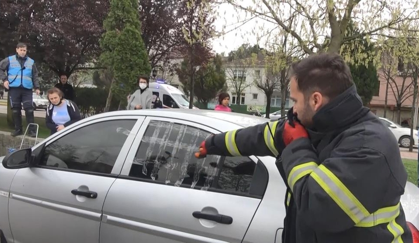 Kocası otomobile kilitledi