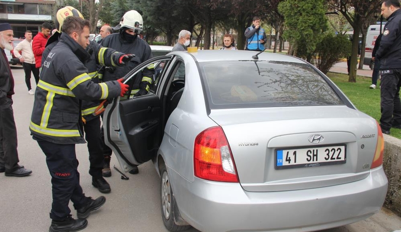 Kocası otomobile kilitledi