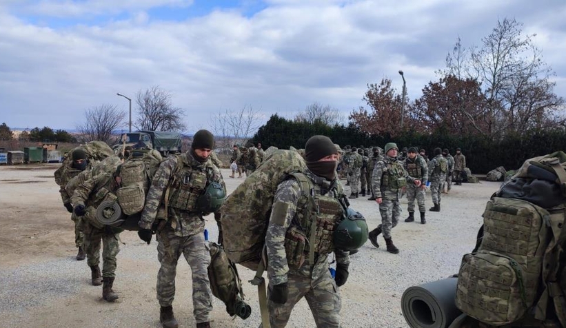 komando-taburu-deprem-bolgesine-gidiyorz00zcuzdt1