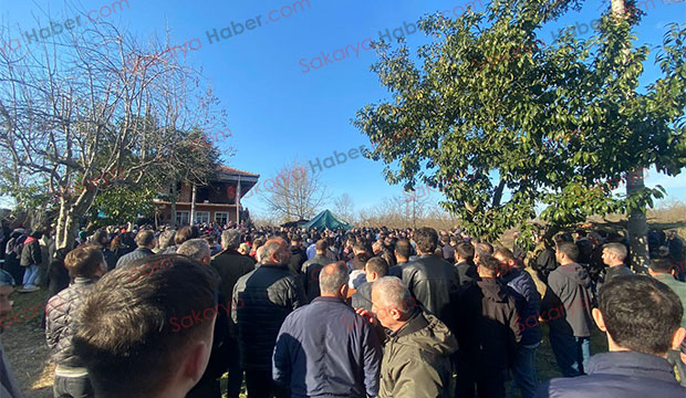 Kombi faciasında ölen 3 kişiye acı veda